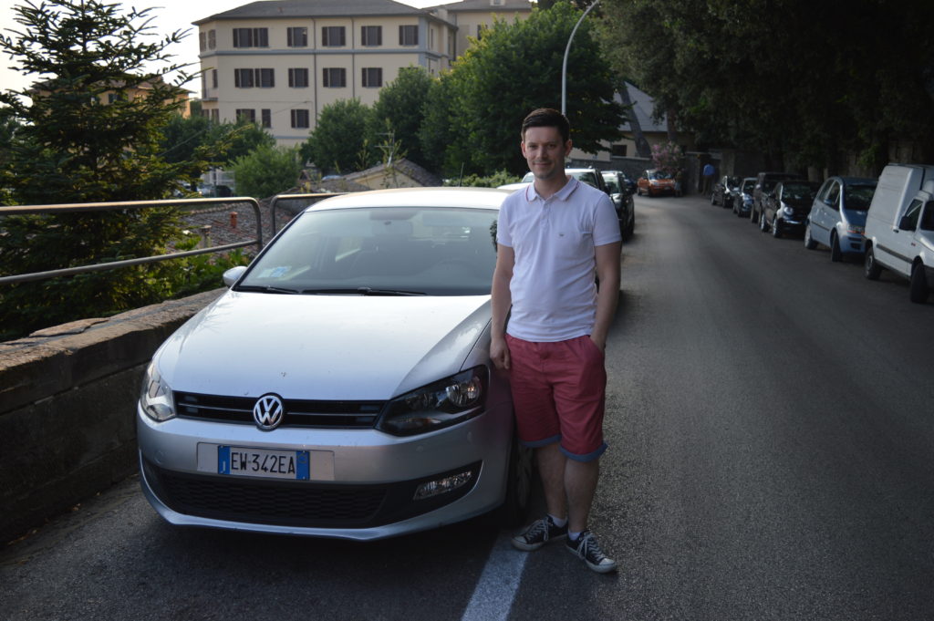 Parking on Viale Battisti, Cortona