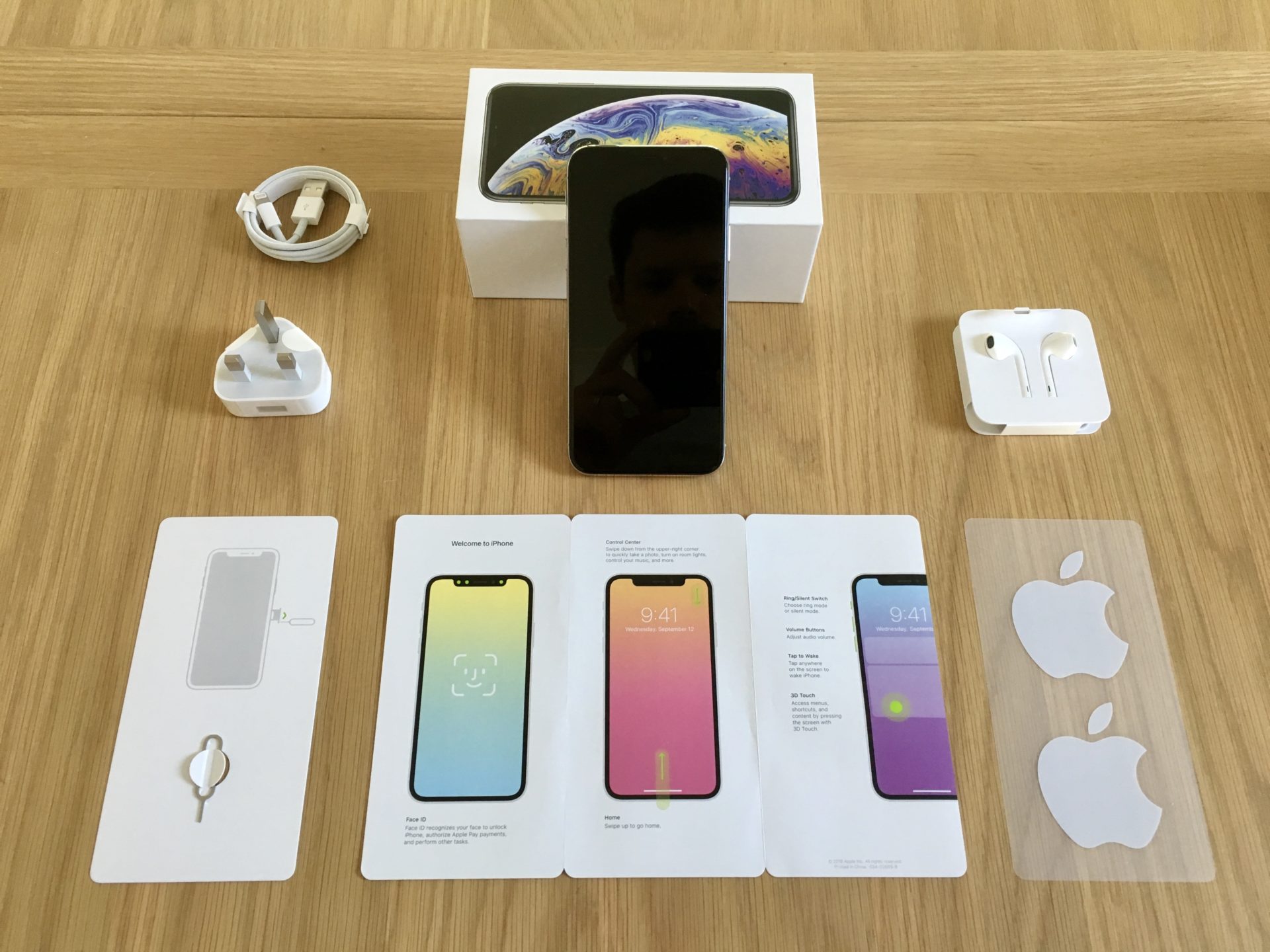 iPhone XS Silver Unboxing